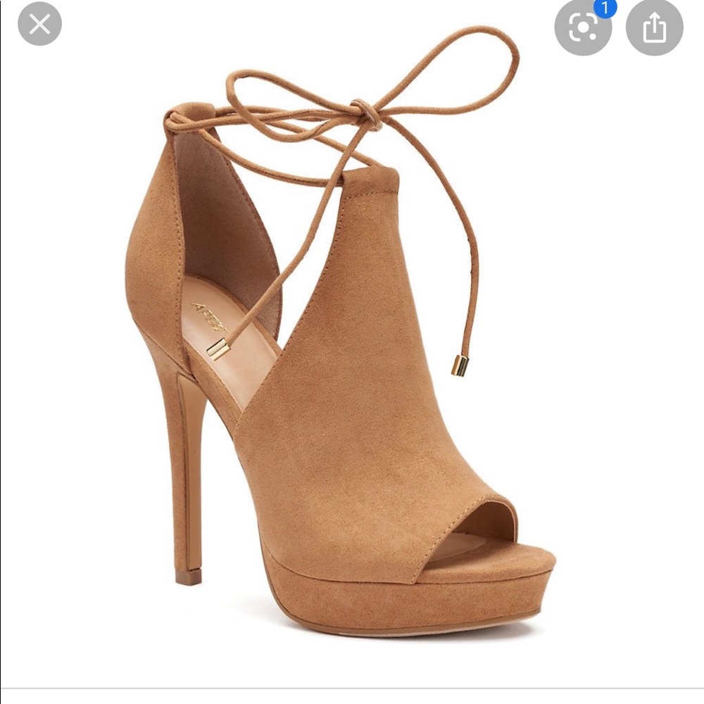 Tan heels